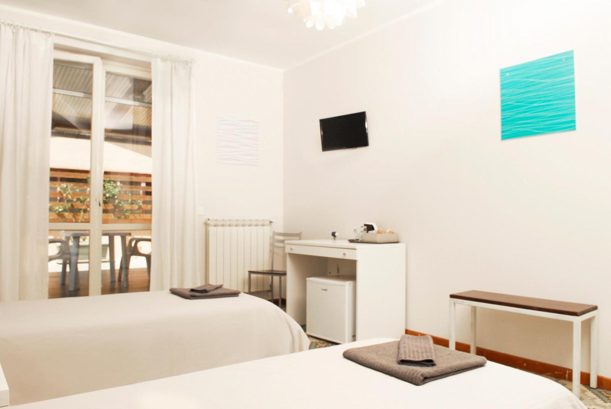 Vara Motel Self Check In Ceparana Экстерьер фото
